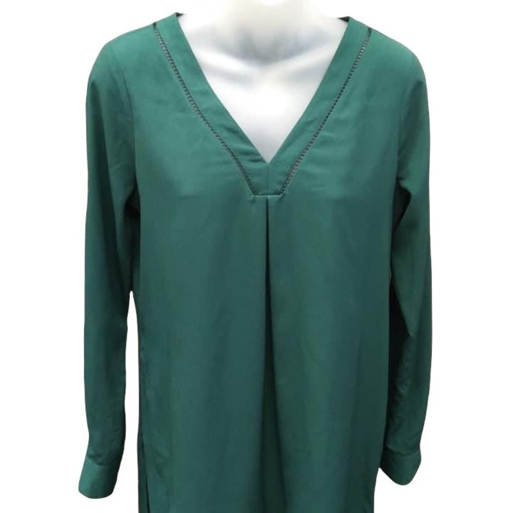 White House Black Market Green Long Sleeve Asymmetric Hem Tunic, size 0